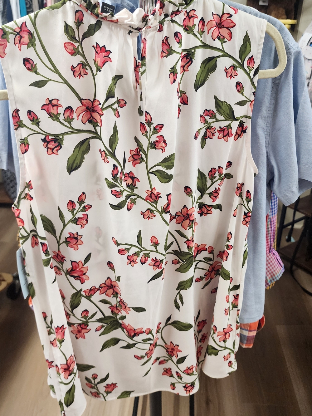 Ann Taylor White Sleeveless Ruffle-Neck Camisole with Pink Floral - Picture 4 of 4